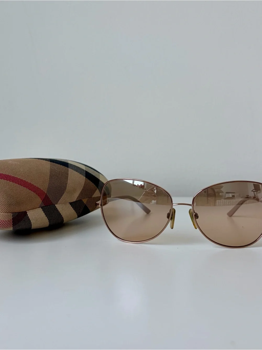 Burberry Rose Gold Cat-Eye Sunglasses Brown Gradient Lenses